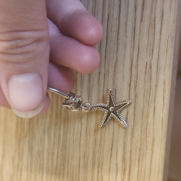 Starfish Belly Button Ring - Picture 4 of 4